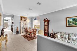 Picture of 7738 NW 17Th Pl, Pembroke Pines, FL 33024
