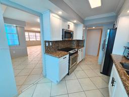 Picture of 18041 Biscayne Blvd # 1005, Aventura, FL 33160