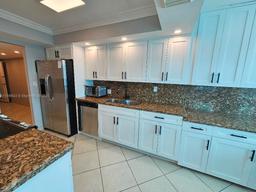 Picture of 18041 Biscayne Blvd # 1005, Aventura, FL 33160