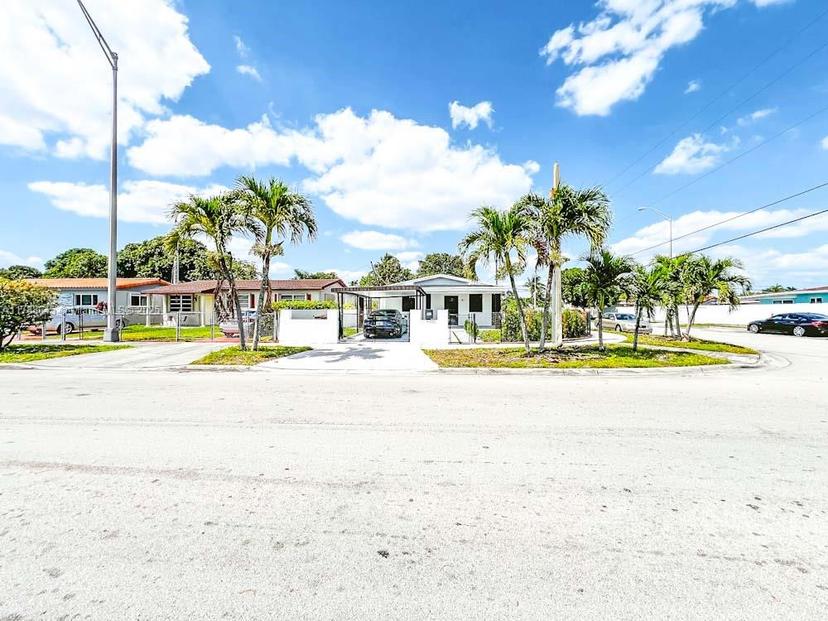 Picture of 301 W 30Th St, Hialeah FL 33012