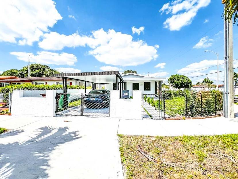 Picture of 301 W 30Th St, Hialeah FL 33012