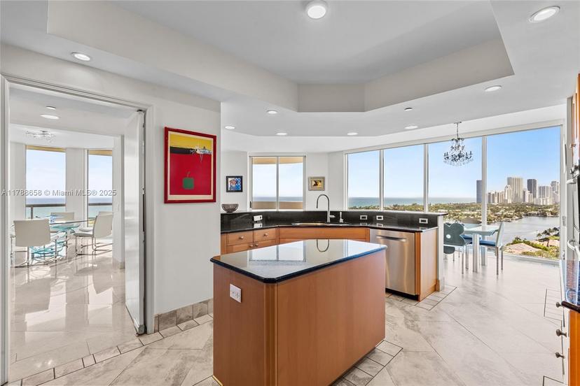 Picture of 21200 Point Pl # 1901, Aventura FL 33180