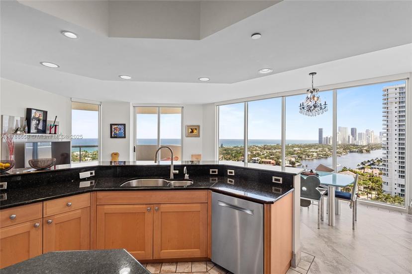 Picture of 21200 Point Pl # 1901, Aventura FL 33180