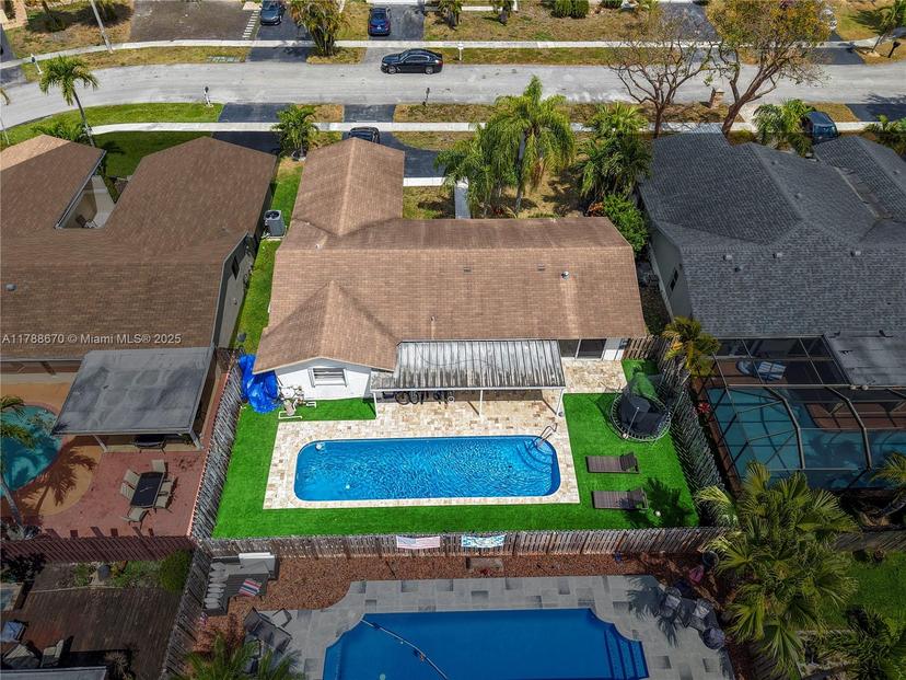 Picture of 9340 NW 43Rd Mnr, Sunrise FL 33351