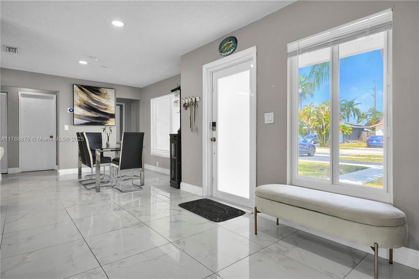 Picture of 9340 NW 43Rd Mnr, Sunrise FL 33351