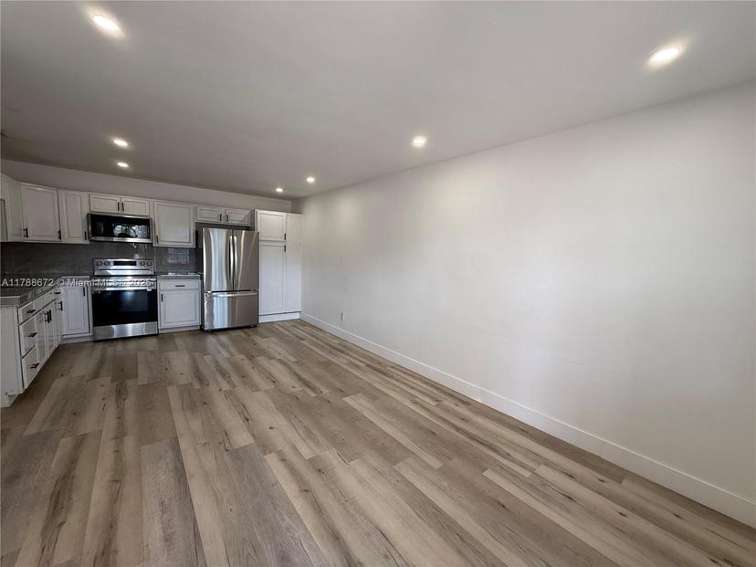 Picture of 3902 E 8Th Ct, Hialeah FL 33013