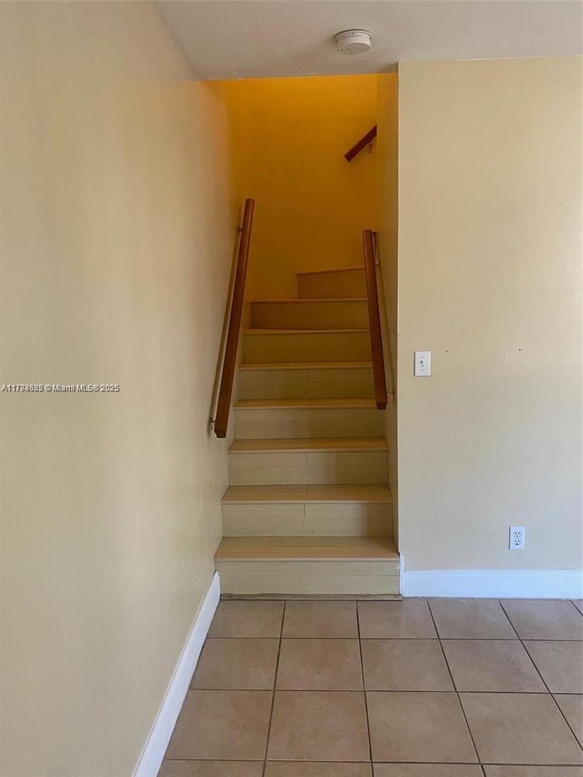 Picture of 1821 SW 81St Ave # 14, Davie FL 33324