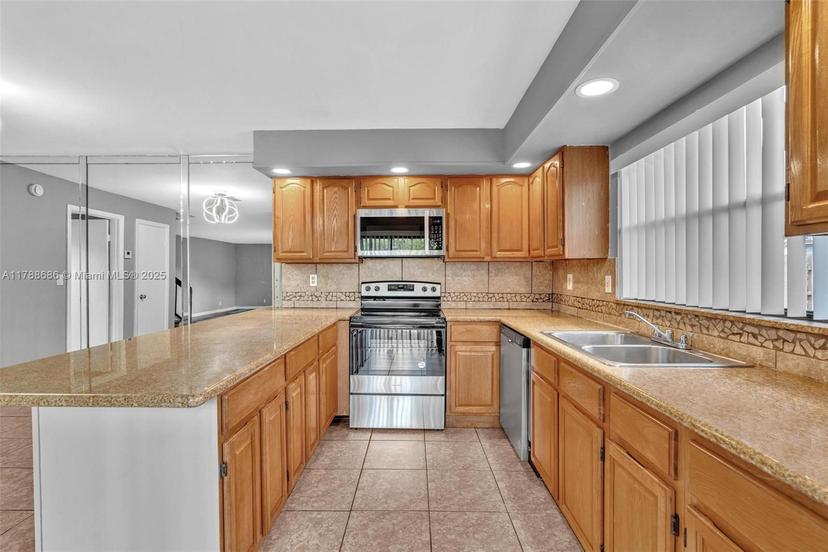 Picture of 5819 Swordfish Ct # A, Tamarac FL 33319