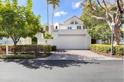 Picture of 6730 SW 88Th Ter, Pinecrest, FL 33156