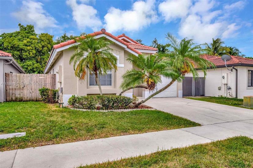 Picture of 14214 SW 177Th Ter, Miami FL 33177