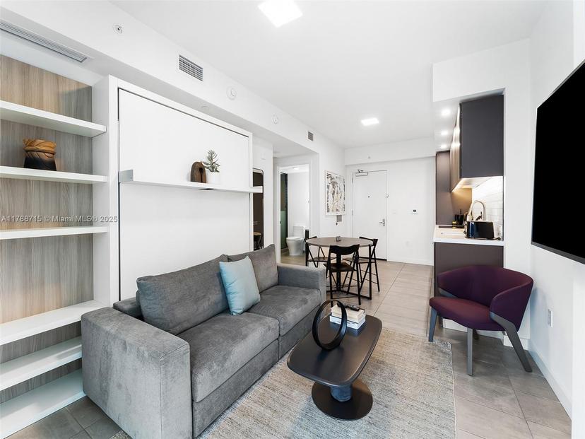 Picture of 227 NE 2Nd St # 3005, Miami FL 33132