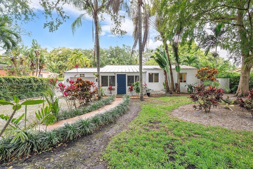Picture of 1055 NE 120Th St, Biscayne Park FL 33161