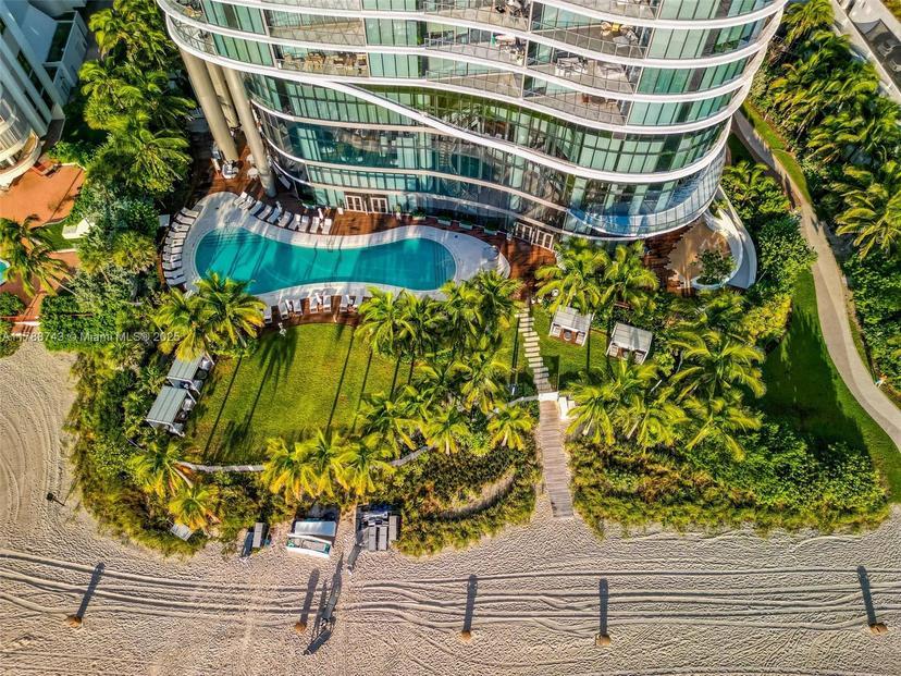 Picture of 15701 Collins Ave, Sunny Isles Beach FL 33160