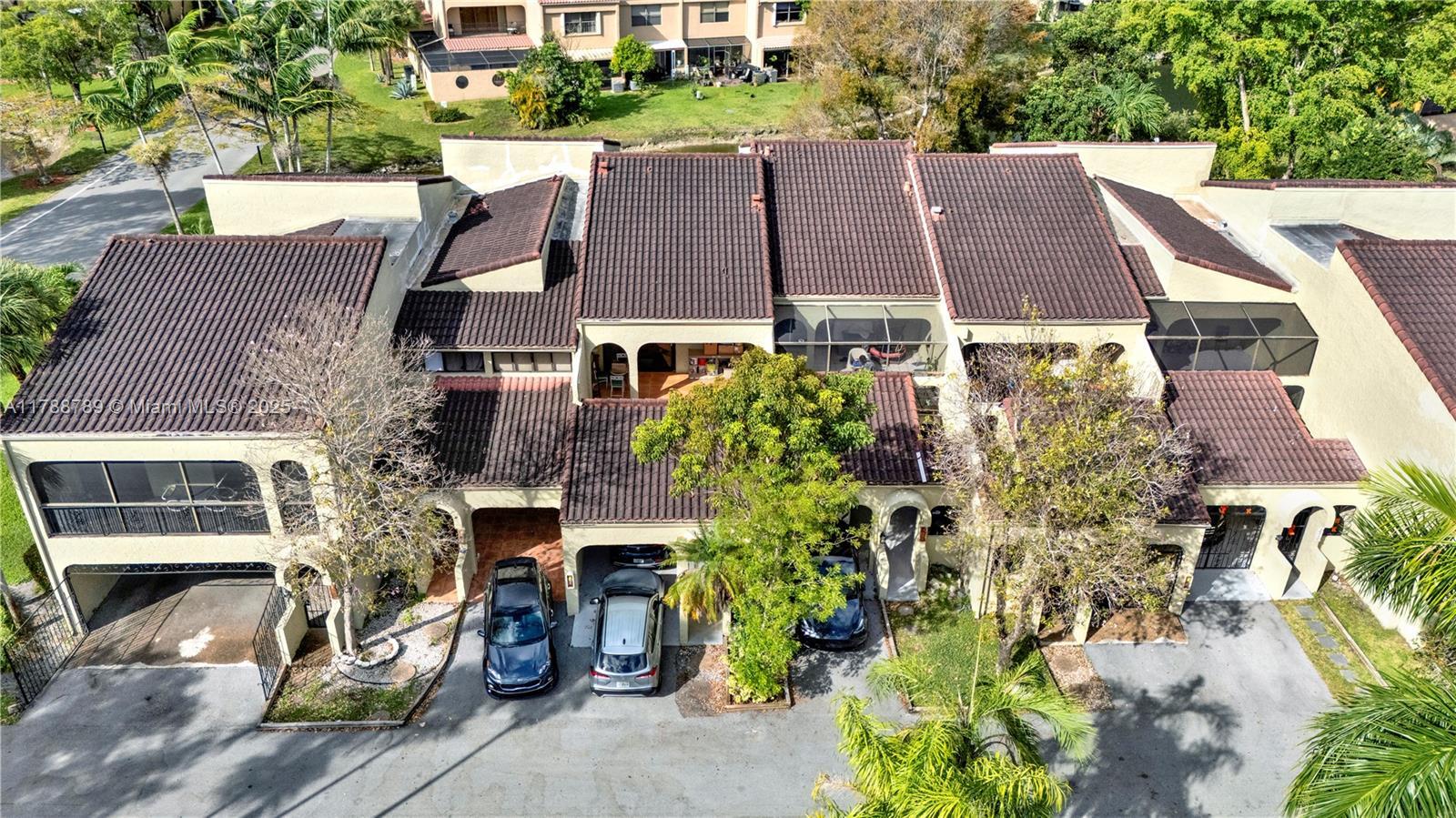 Picture of 3904 Estepona Ave, Doral, FL 33178