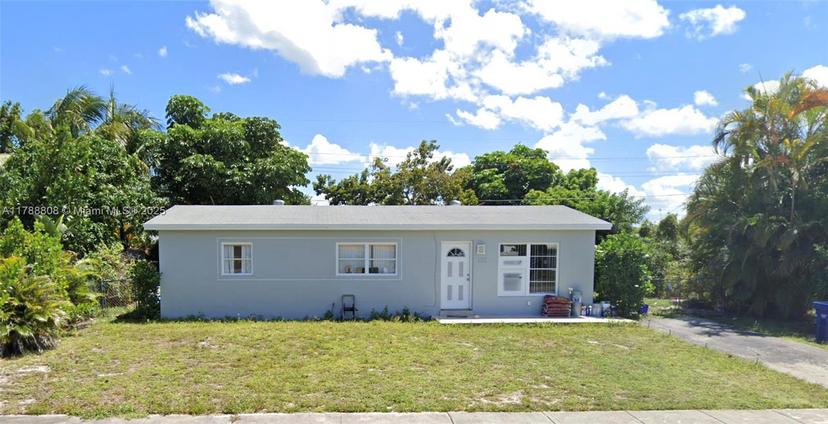 Picture of 1280 NE 211Th Ter, Miami FL 33179