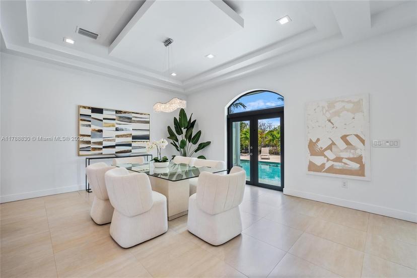 Picture of 20600 NE 22Nd Pl, Miami FL 33180