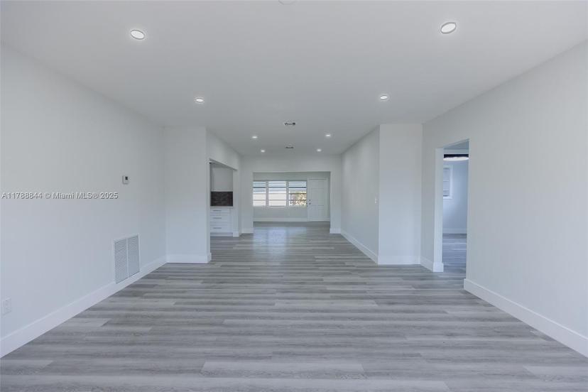 Picture of 101 NW 62Nd Ct, Miami FL 33126