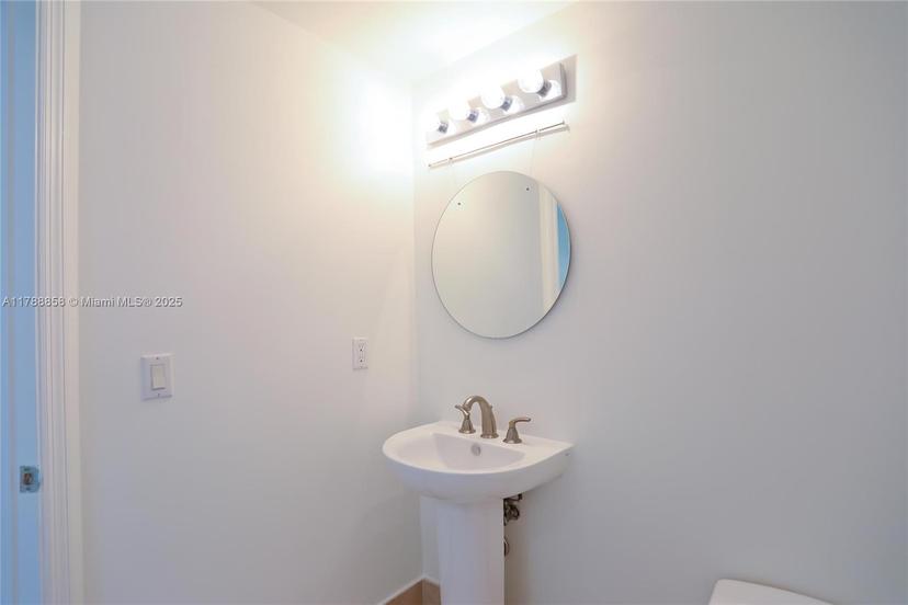 Picture of 3301 NE 183Rd St # 2305, Aventura FL 33160