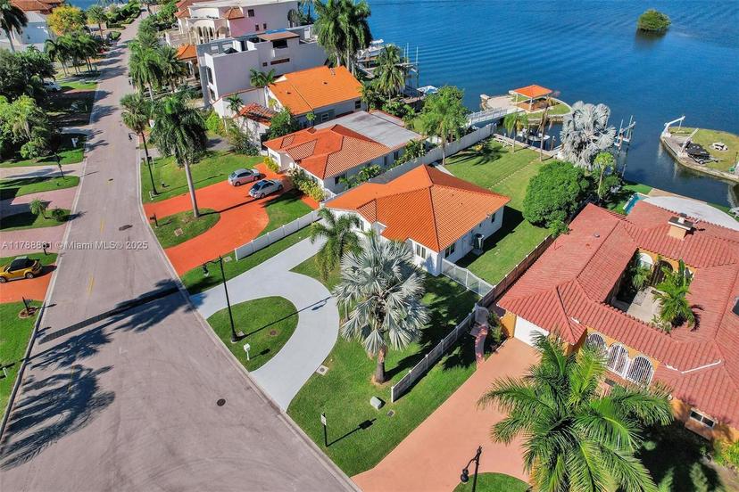 Picture of 299 Atlantic Ave, Sunny Isles Beach FL 33160