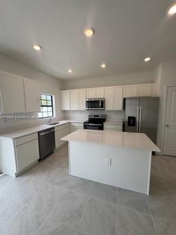 Picture of 657 NW 6Th Ter, Florida City, FL 33034
