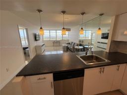 Picture of 1351 NE Miami Gardens Dr # 1611E, Miami, FL 33179