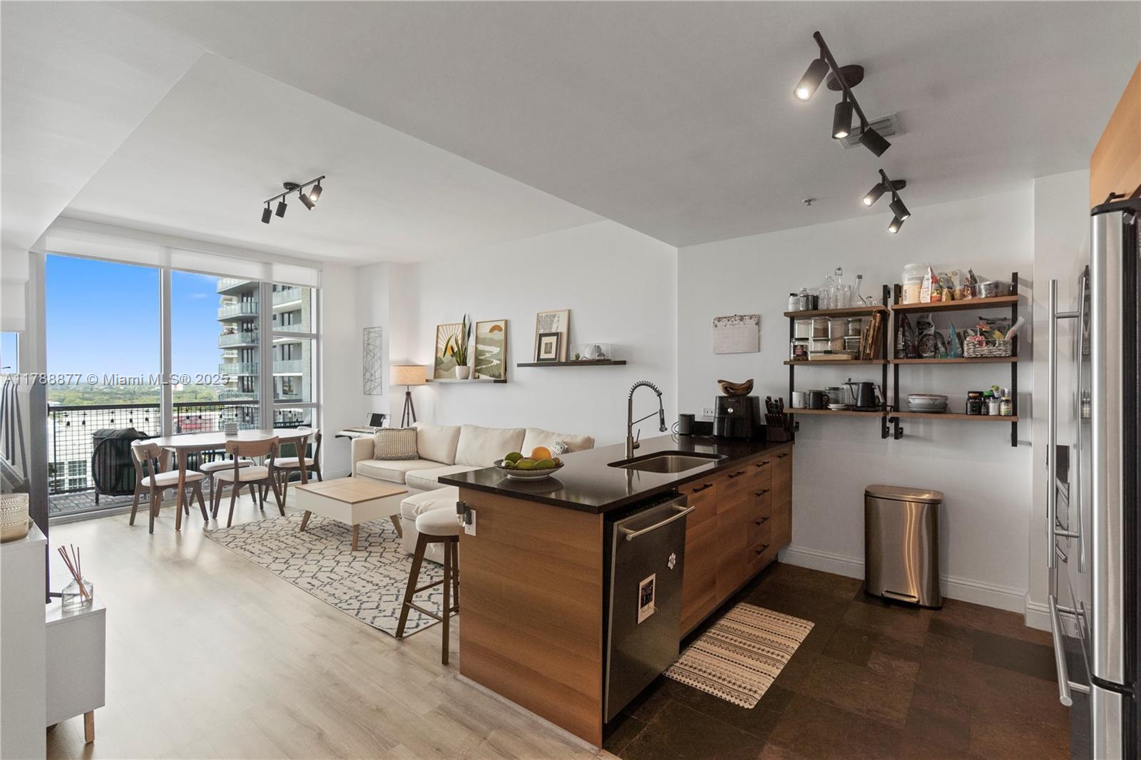 Picture of 3301 NE 1St Ave # H1611, Miami, FL 33137