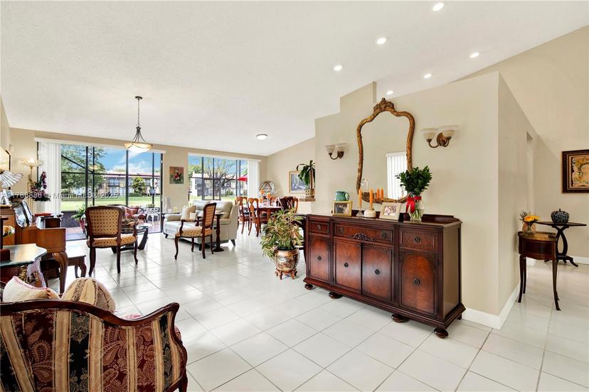 Picture of 3939 Adra Ave # 47, Doral FL 33178