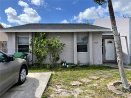 Picture of 3530 NW 194Th Ter, Miami Gardens, FL 33056