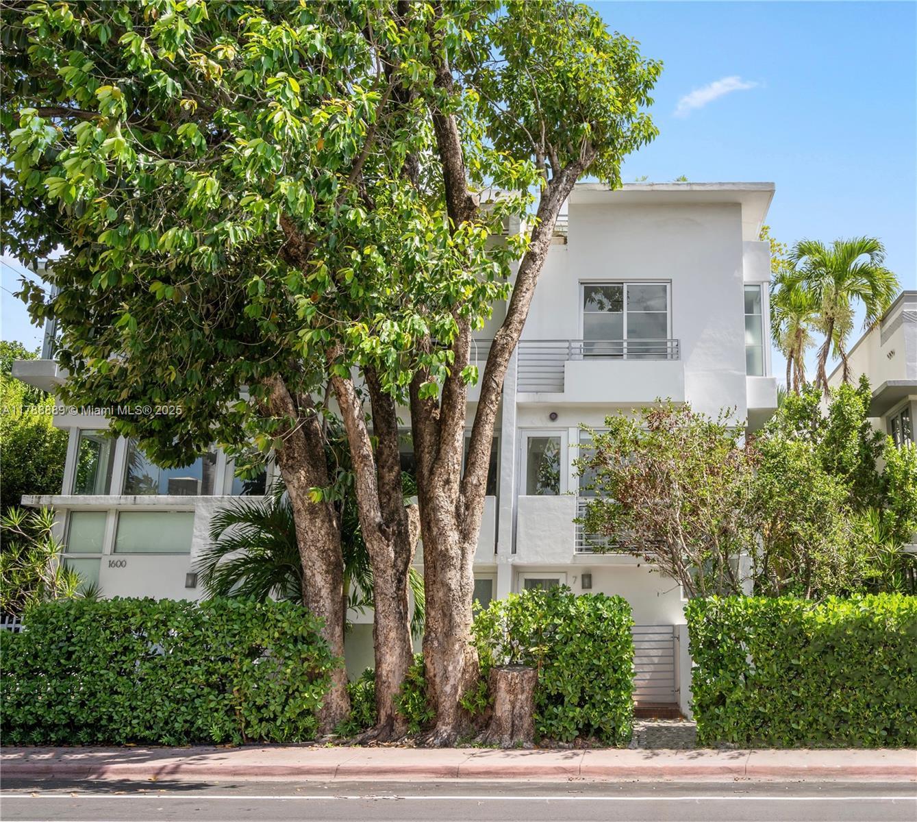 Picture of 1600 Michigan Ave # 7, Miami Beach, FL 33139