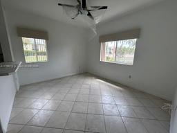 Picture of 7911 W Exeter Blvd W # A101, Tamarac, FL 33321
