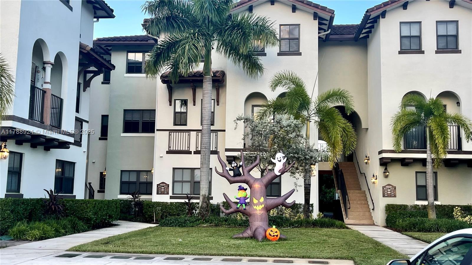 Picture of 10620 NW 88Th St # 205, Doral, FL 33178