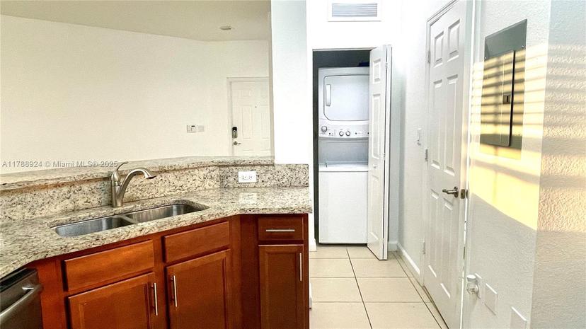 Picture of 10620 NW 88Th St # 205, Doral FL 33178
