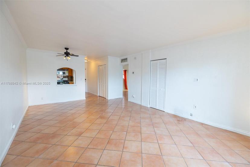 Picture of 6707 N Kendall Dr # 105, Pinecrest FL 33156