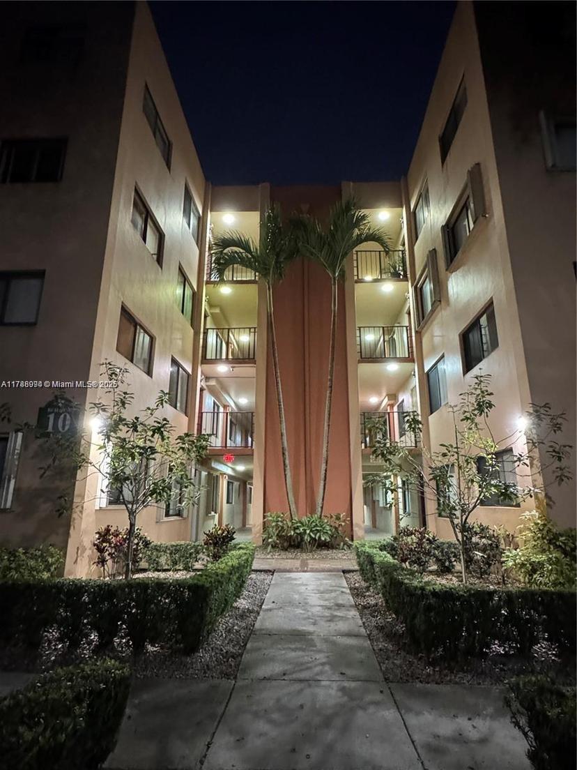 Picture of 8730 SW 133Rd Ave Rd # 308, Miami FL 33183