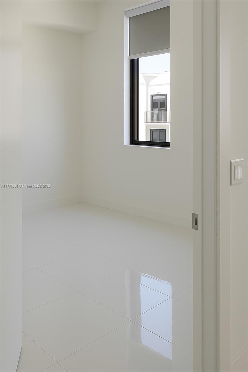 Picture of 301 Altara Ave, Coral Gables FL 33146