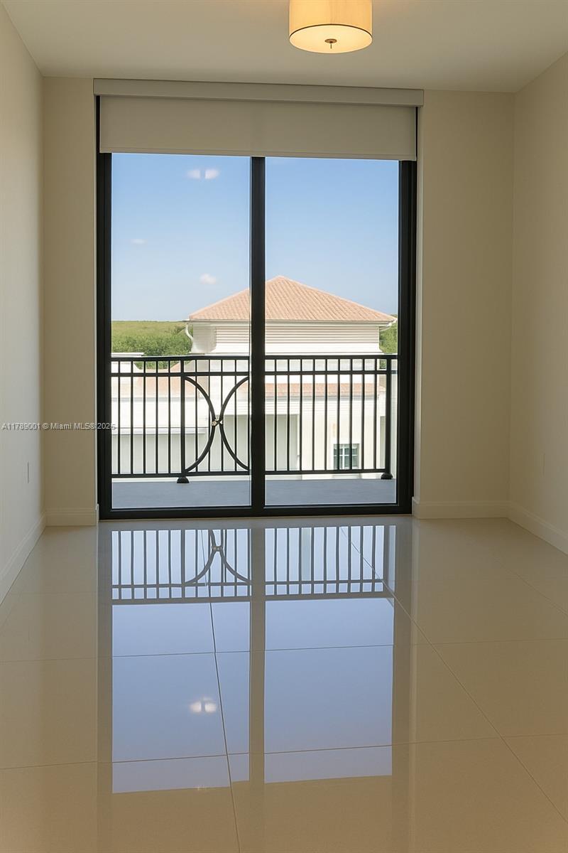 Picture of 301 Altara Ave, Coral Gables FL 33146