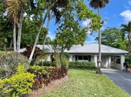 Picture of 1130 W Cypress Dr # 16, Pompano Beach, FL 33069