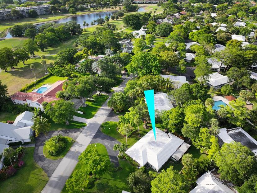Picture of 1130 W Cypress Dr # 16, Pompano Beach FL 33069