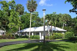 Picture of 1130 W Cypress Dr # 16, Pompano Beach, FL 33069