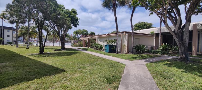 Picture of 1540 NE 191St St # 122, Miami FL 33179