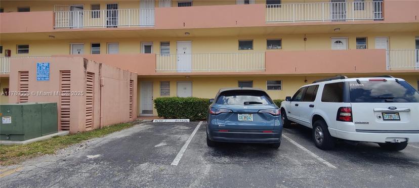 Picture of 1540 NE 191St St # 122, Miami FL 33179