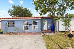 Picture of 1679 NE 181St St, North Miami Beach, FL 33162