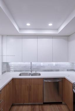 Picture of 9725 NW 52Nd St # 515, Doral, FL 33178