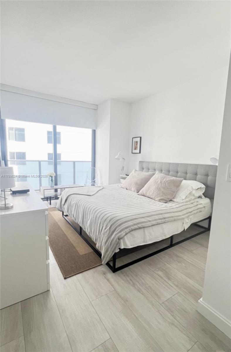 Picture of 55 SW 9Th St # 2509, Miami FL 33130