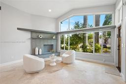 Picture of 2555 NE 200Th St, Miami, FL 33180