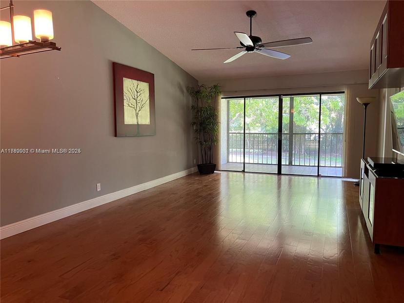 Picture of 5121 Oak Hill Ln # 426, Delray Beach FL 33484