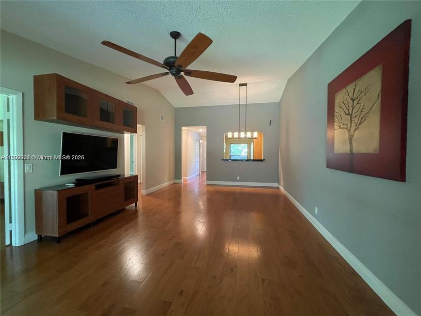 Picture of 5121 Oak Hill Ln # 426, Delray Beach FL 33484