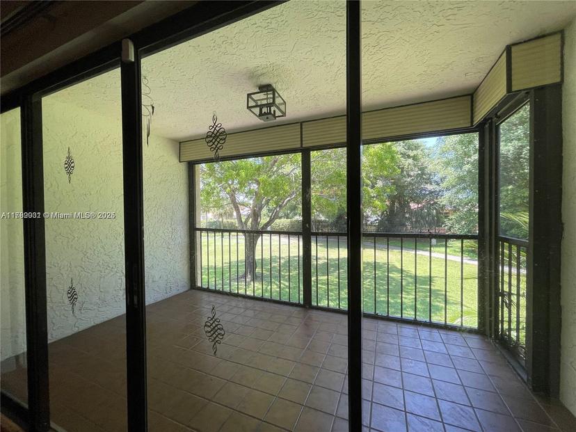 Picture of 5121 Oak Hill Ln # 426, Delray Beach FL 33484