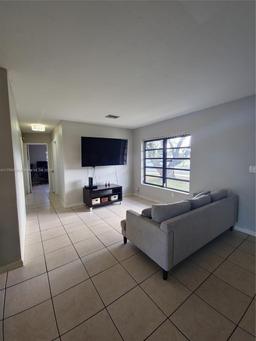 Picture of 15561 SW 102Nd Ct, Miami, FL 33157