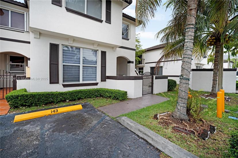 Picture of 8565 SW 152Nd Ave # 128, Miami FL 33193